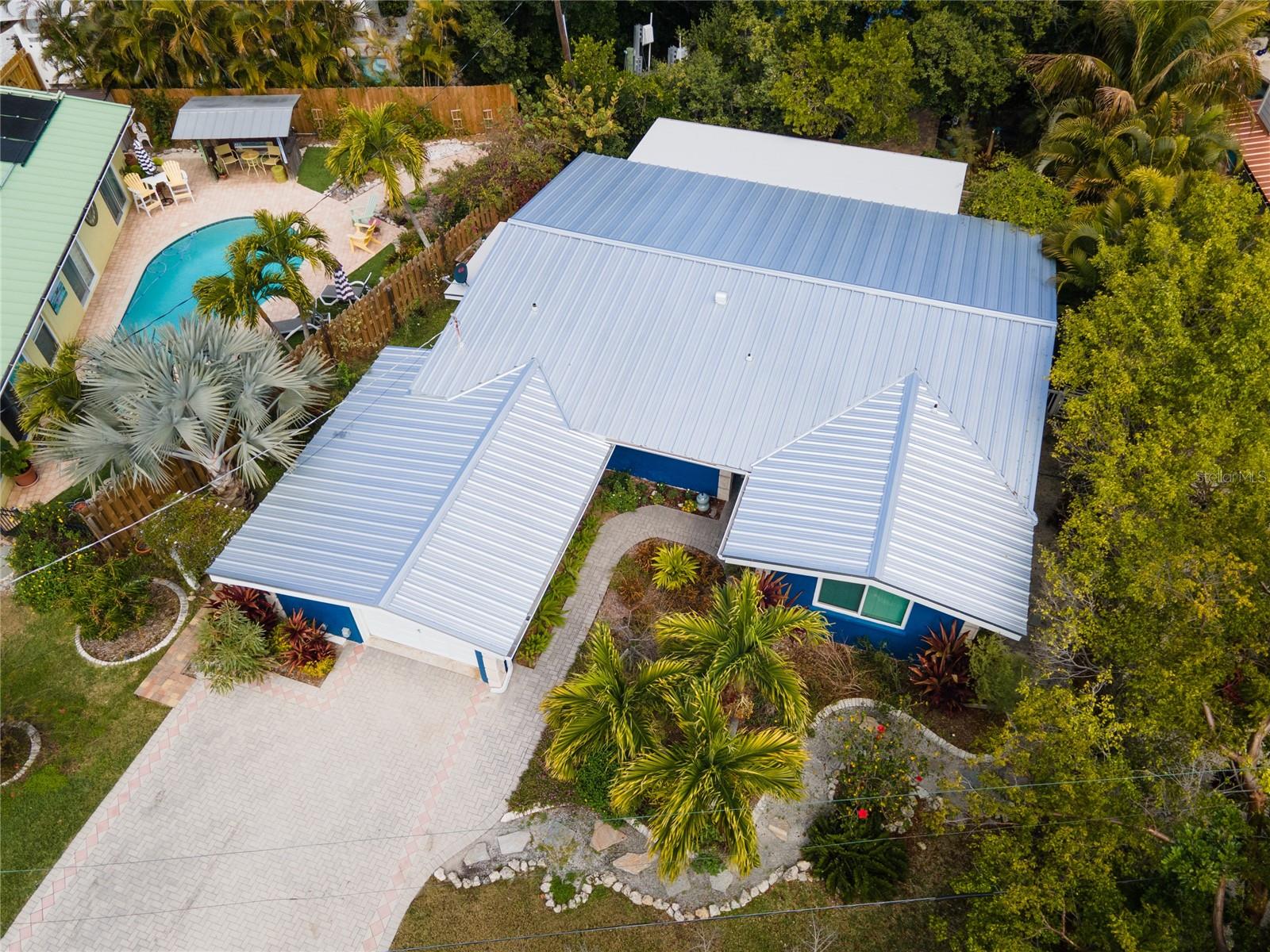 504 58 St, Holmes Beach, FL 34217 photo