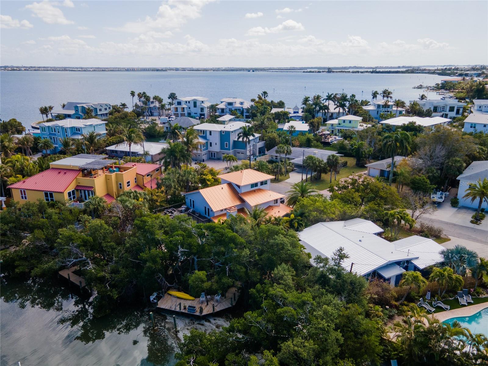 504 58 St, Holmes Beach, FL 34217 photo