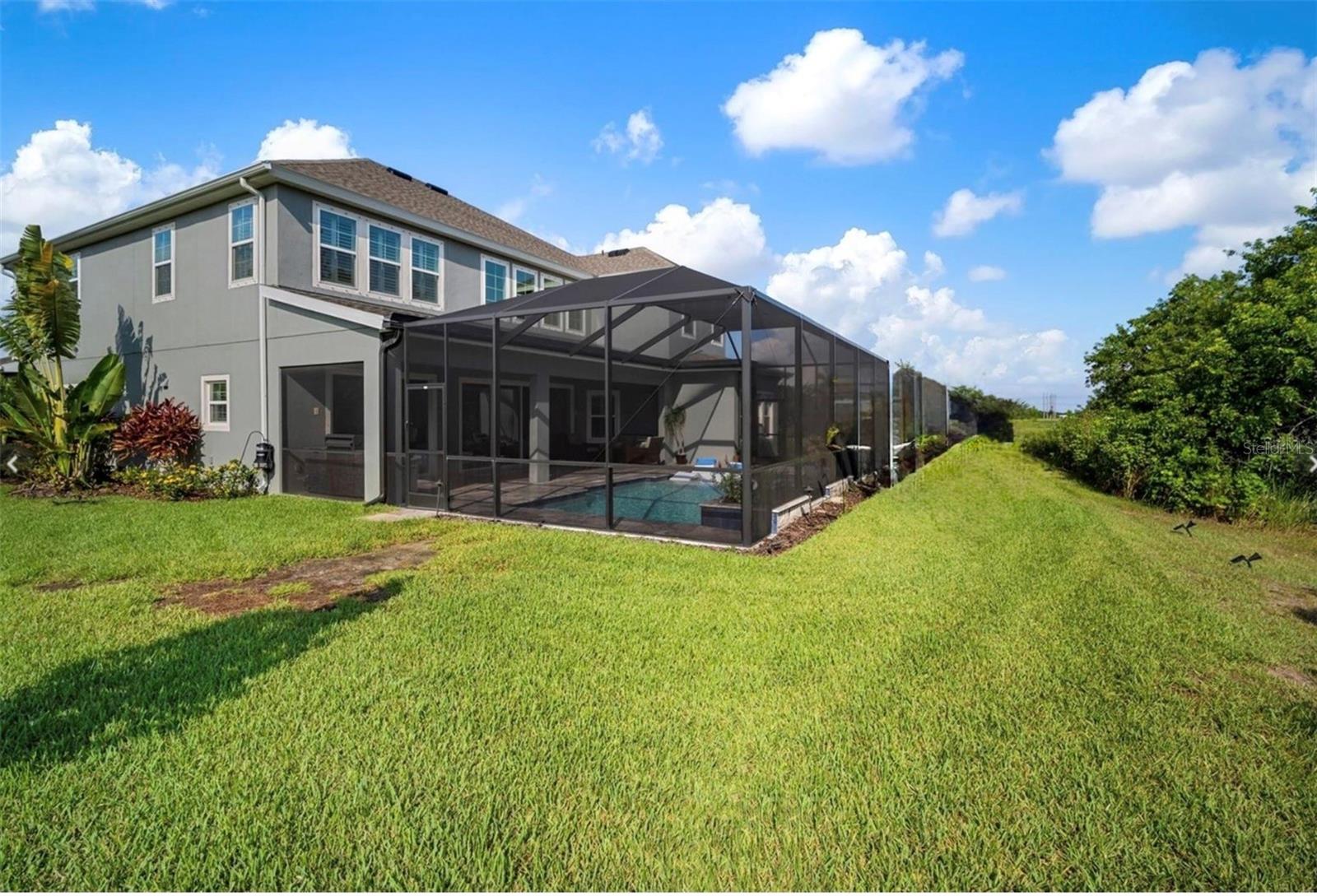7004 Mainland Ave, Apollo Beach, FL 33572 photo