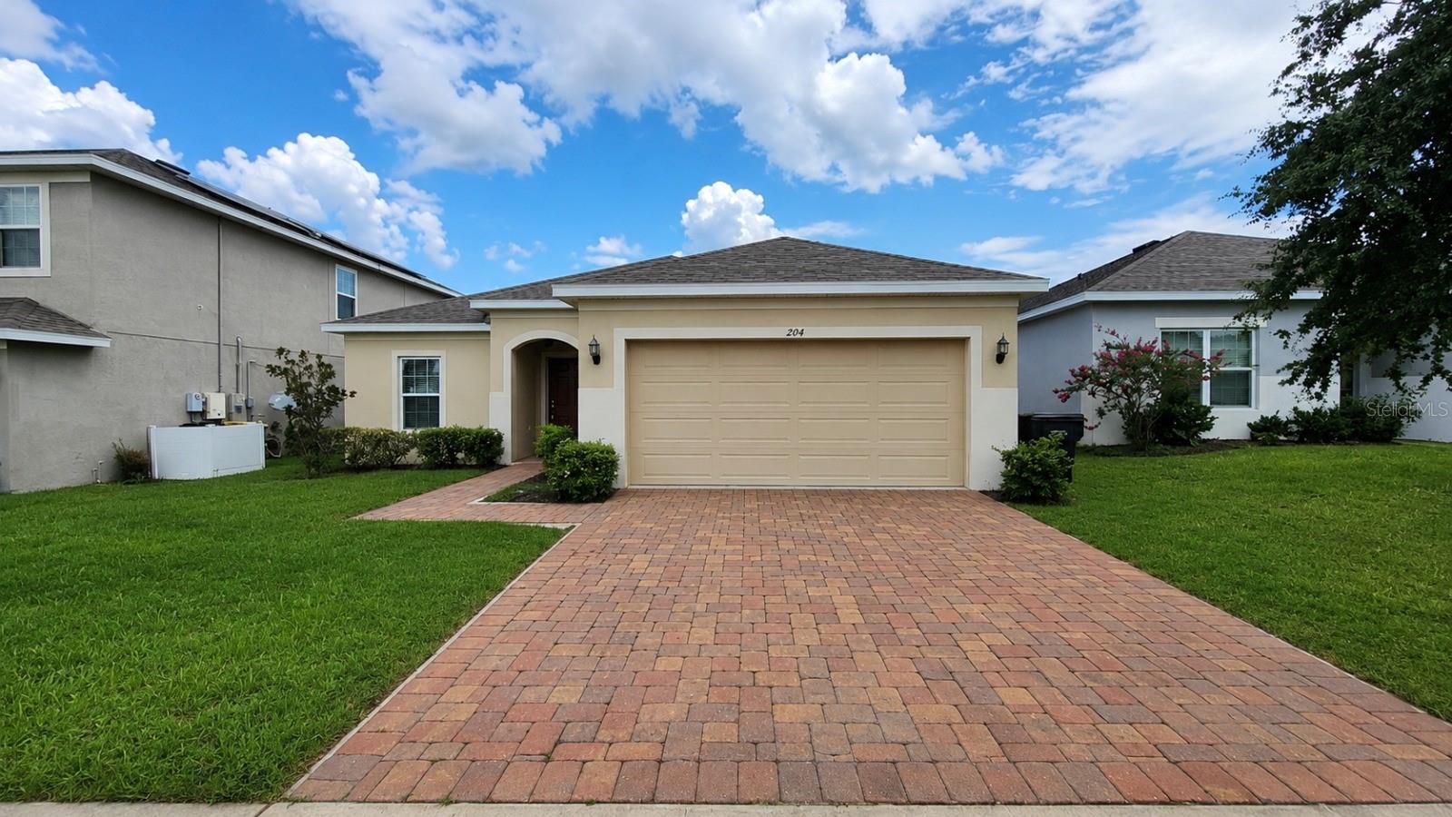264 Golden Sands Cir, Davenport, FL 33837
