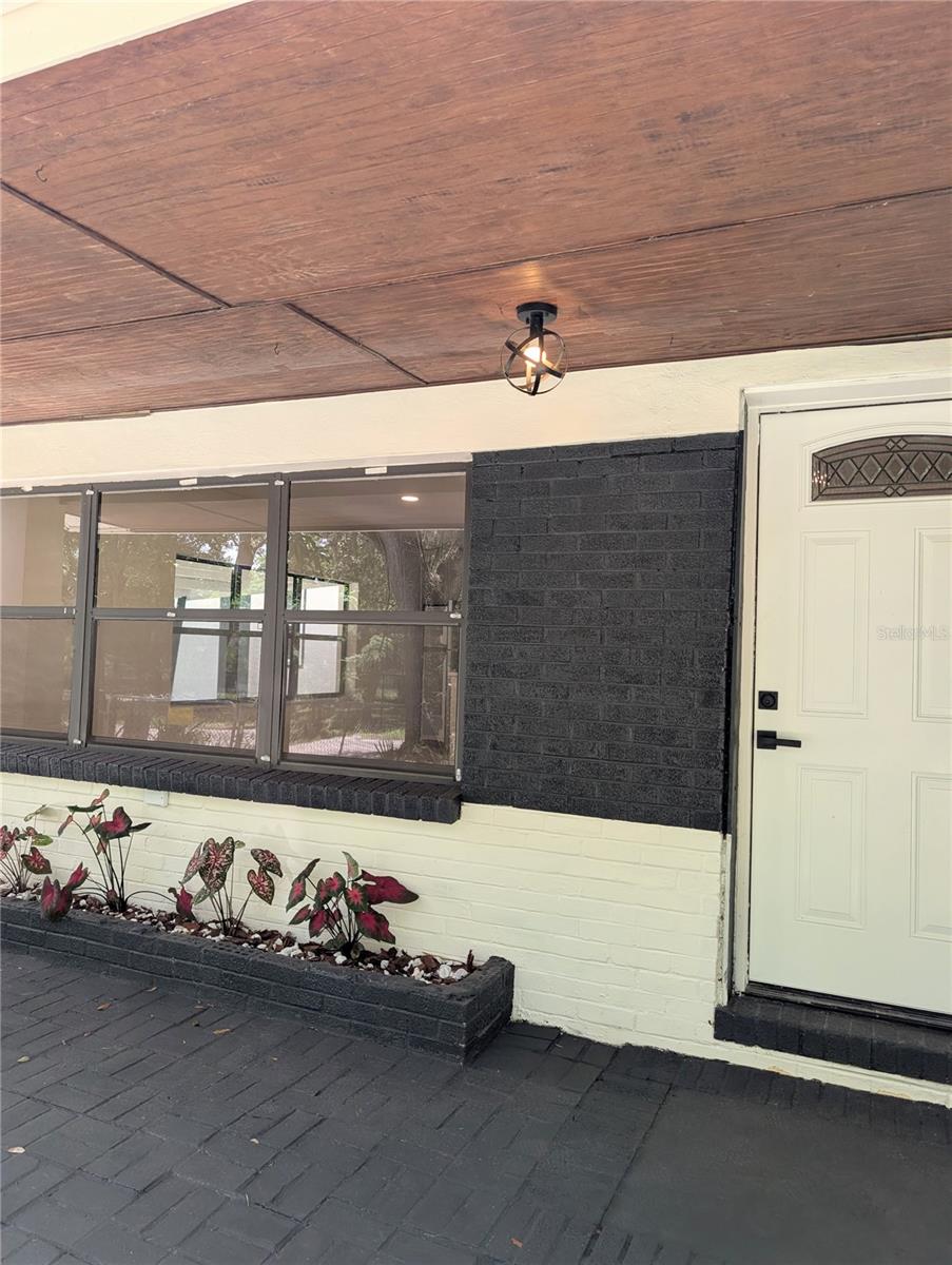 8206 N 19 St, Tampa, FL 33604 photo