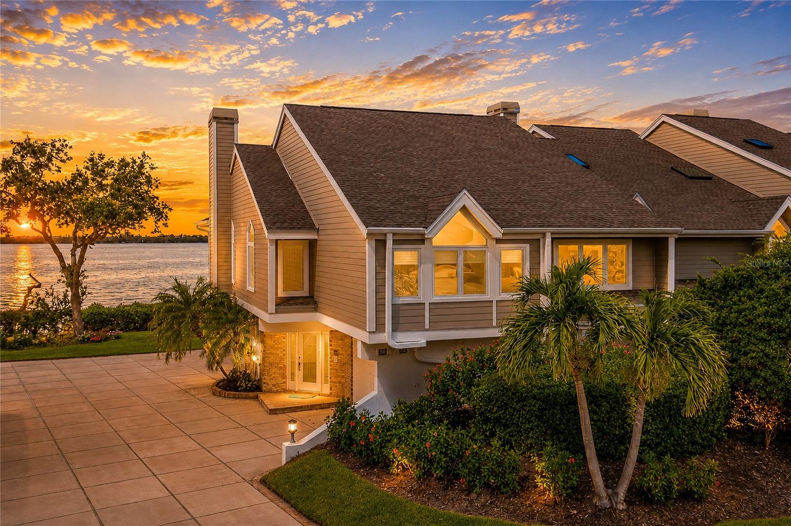 56 Tidy Island Blvd, Bradenton, FL 34210