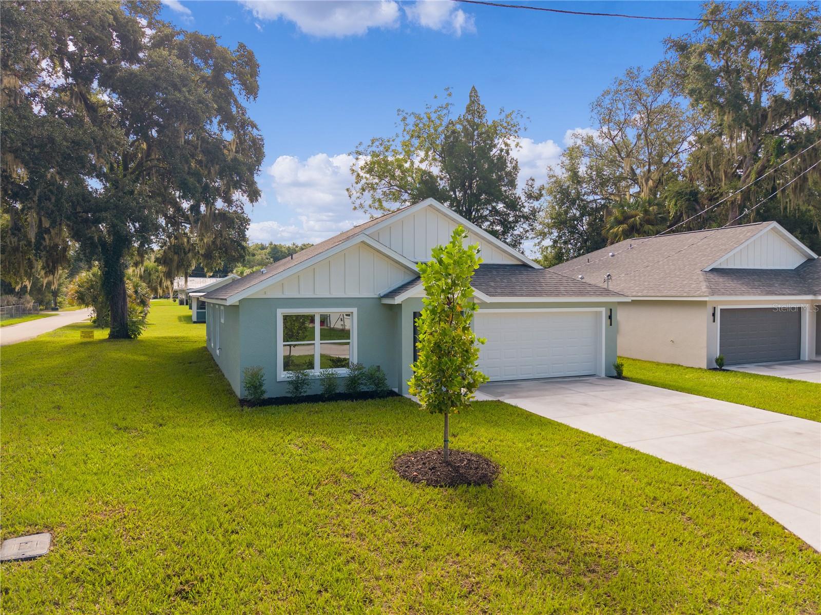 110 Sequoia Trl, Ocklawaha, FL 32179 photo