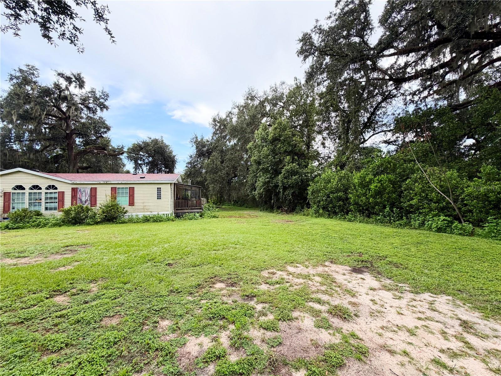 36910 Sunshine Rd, Zephyrhills, FL 33541 photo