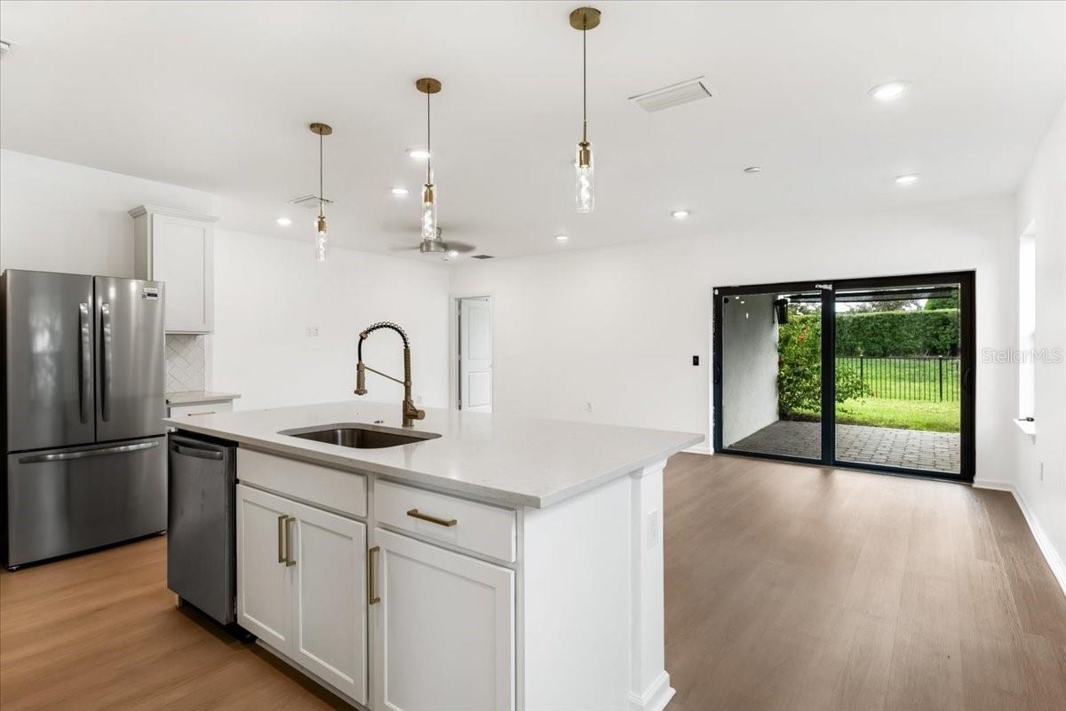6559 Silverstar Dr, Sarasota, FL 34240 photo