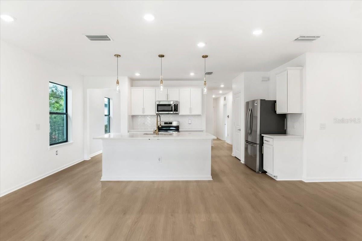 6559 Silverstar Dr, Sarasota, FL 34240 photo