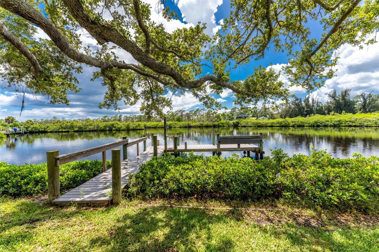 200 S Oxford Dr, Englewood, FL 34223 photo
