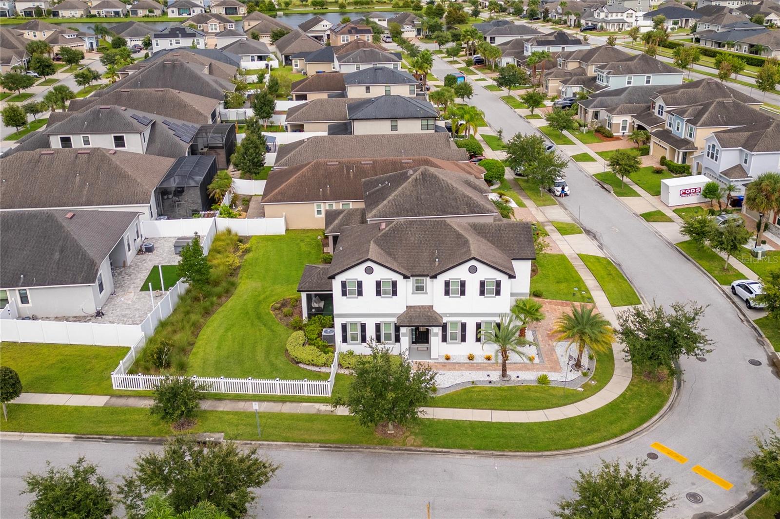 2527 Nouveau Way, Kissimmee, FL 34741 photo