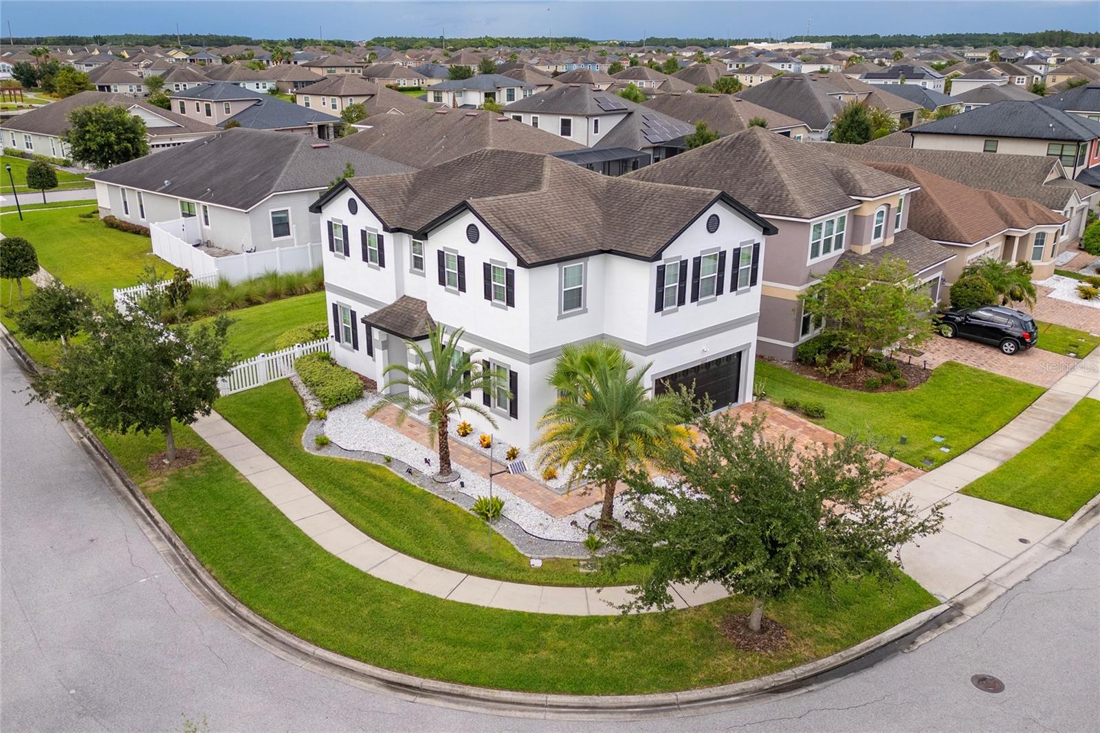 2527 Nouveau Way, Kissimmee, FL 34741 photo