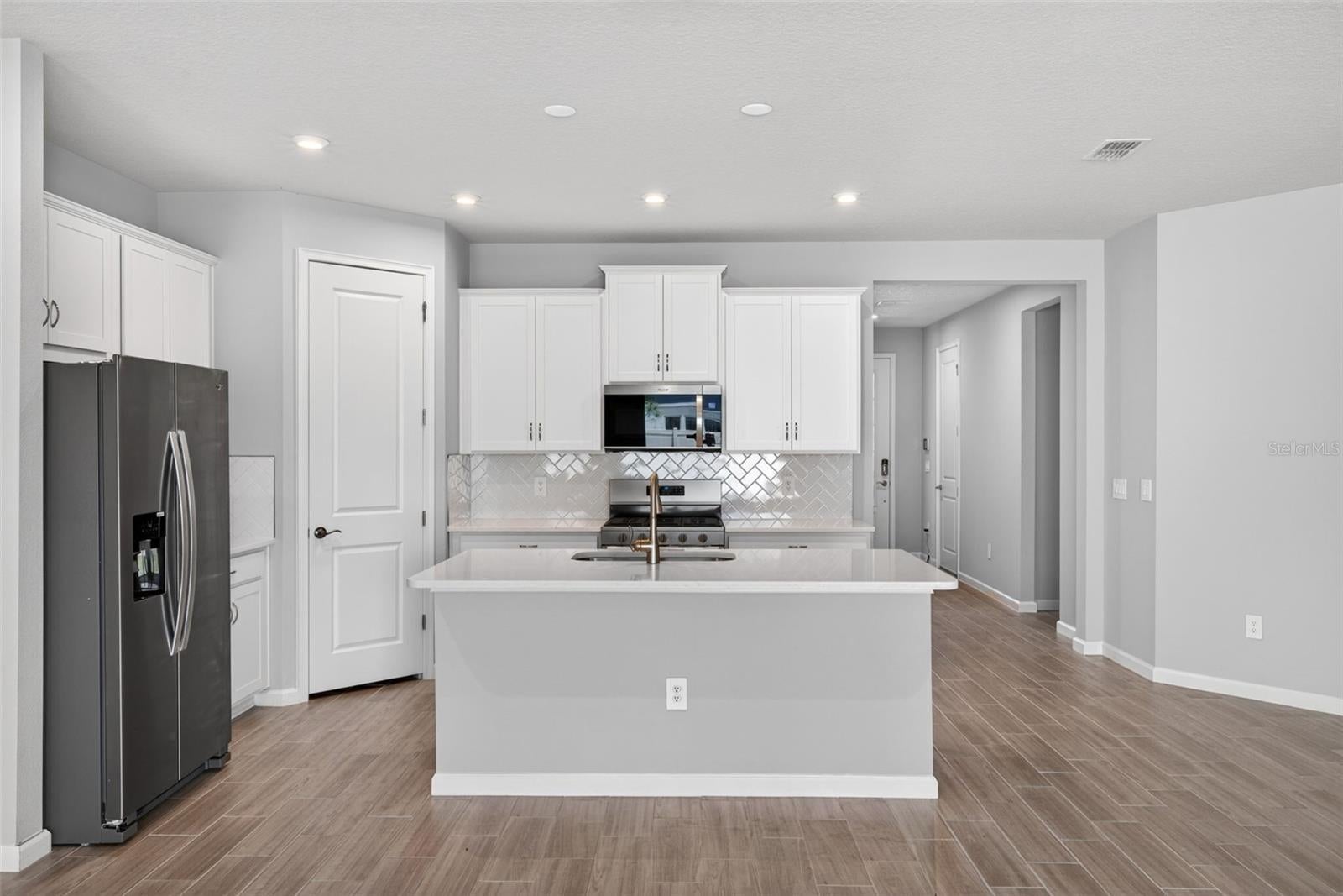 9243 Aurelia Ave, Parrish, FL 34219 photo