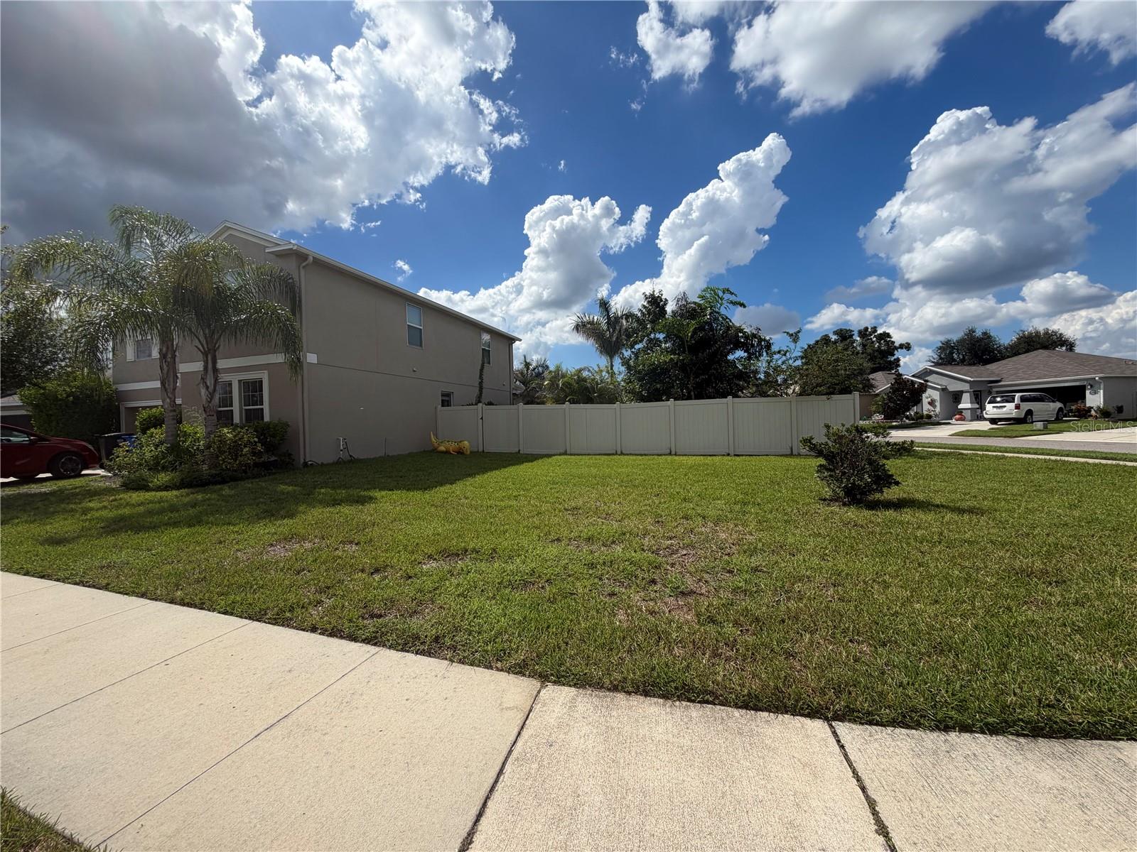 17103 White Mangrove Dr, Wimauma, FL 33598 photo