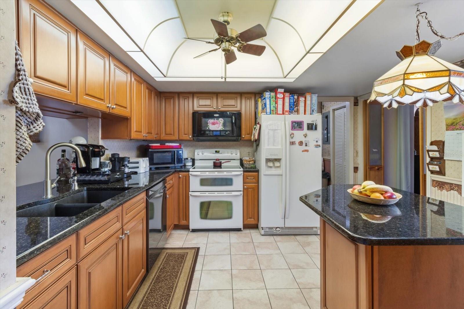 8921 S Thoroughbred Pt, Inverness, FL 34452 photo