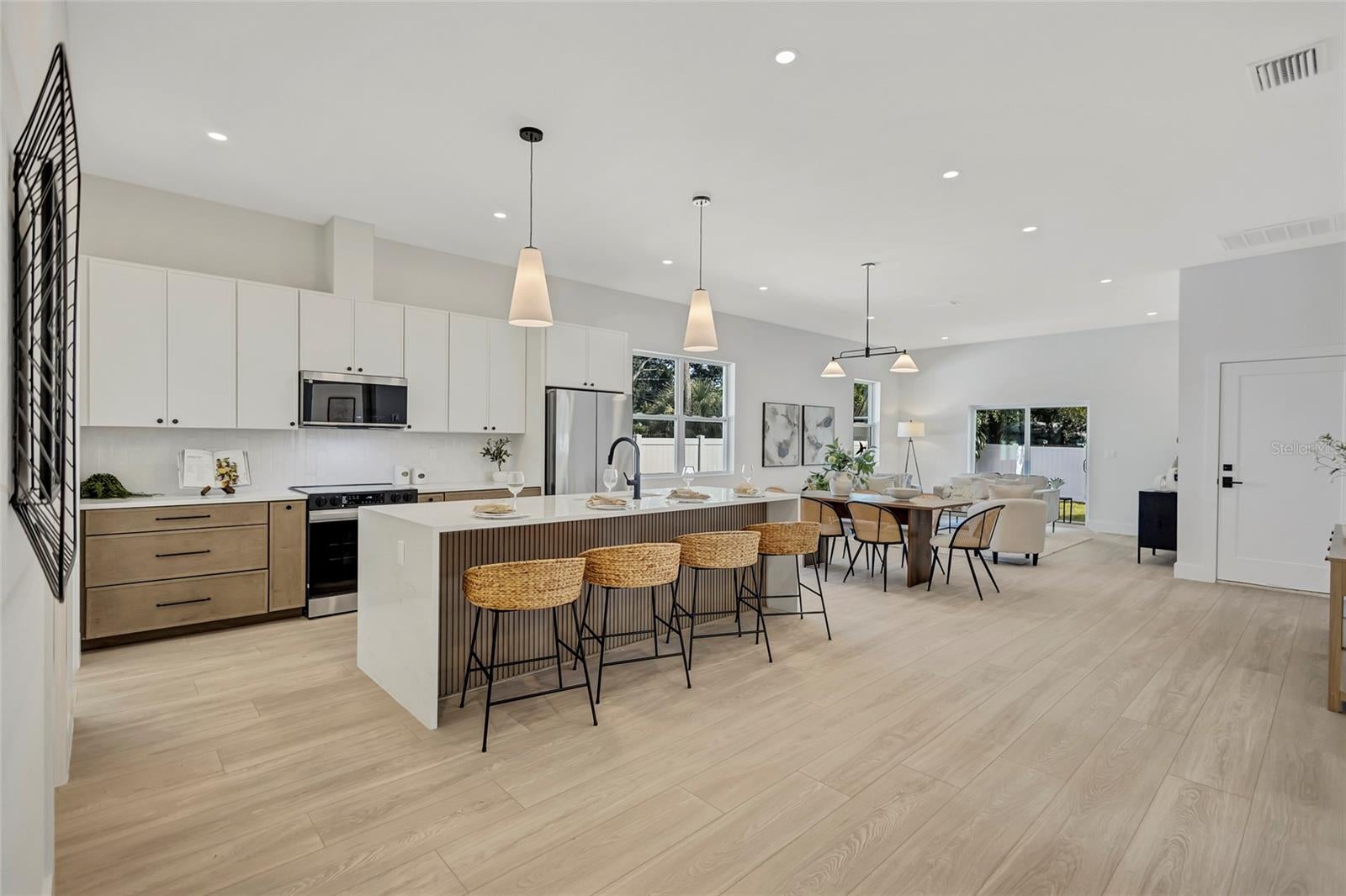 5346 2 Ave, Saint Petersburg, FL 33707 photo