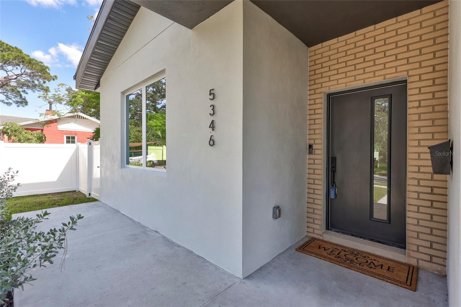 5346 2 Ave, Saint Petersburg, FL 33707 photo