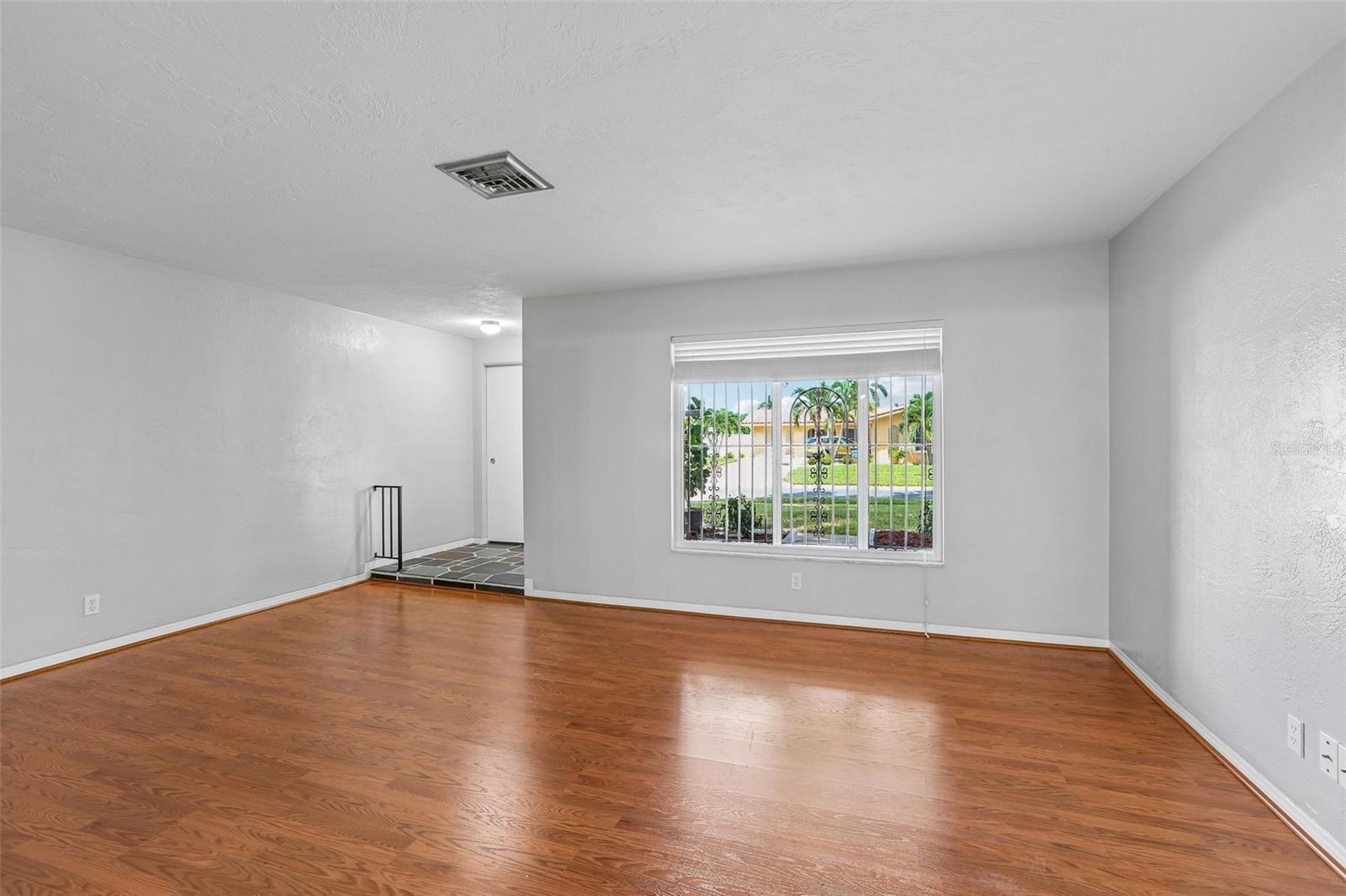 13178 88 Ave, Seminole, FL 33776 photo