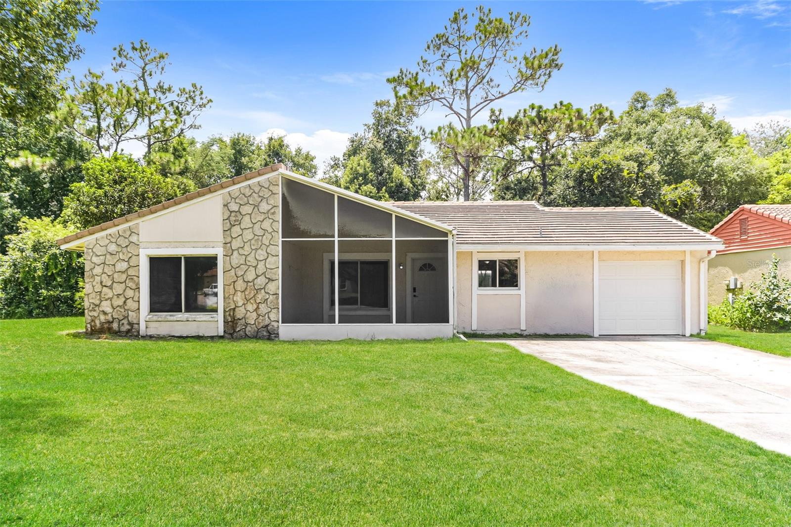 10346 Matchlock Dr, Orlando, FL 32821