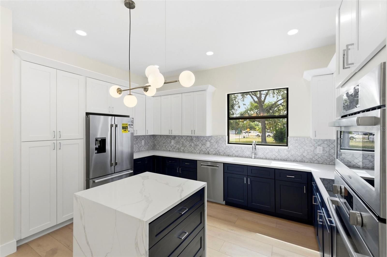 4543 26 Ave, Saint Petersburg, FL 33711 photo