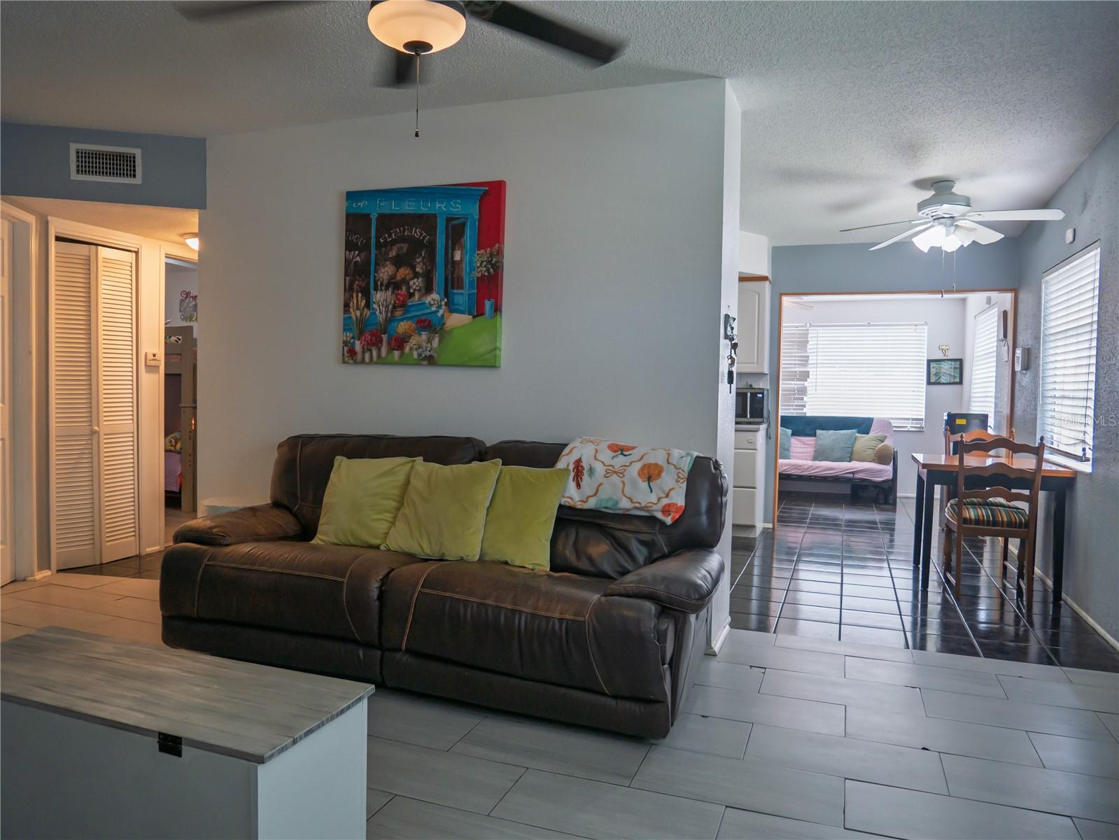 718 Northmoor Ave, Saint Petersburg, FL 33702 photo