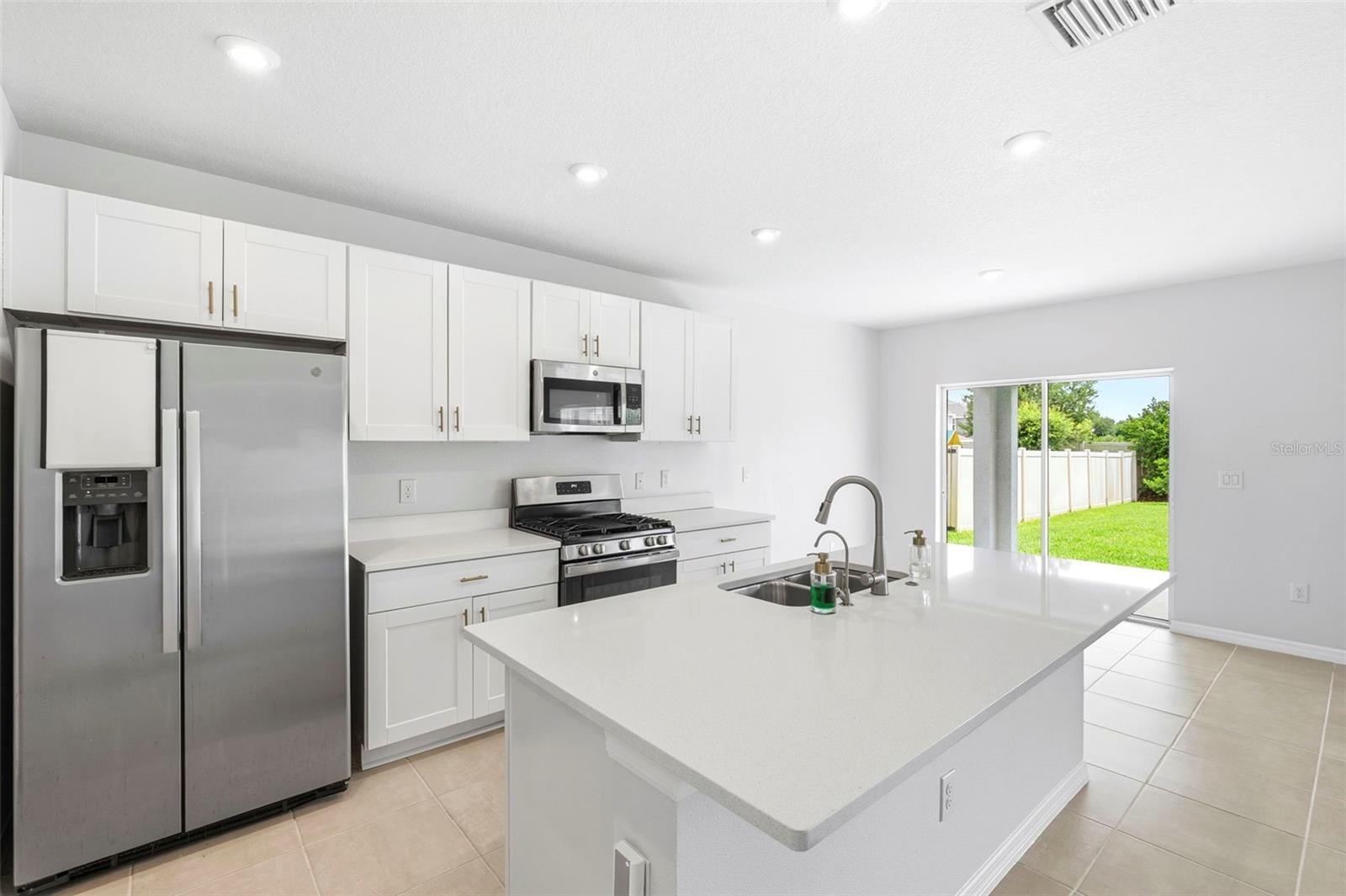 6271 Springmont Loop, Palmetto, FL 34221 photo