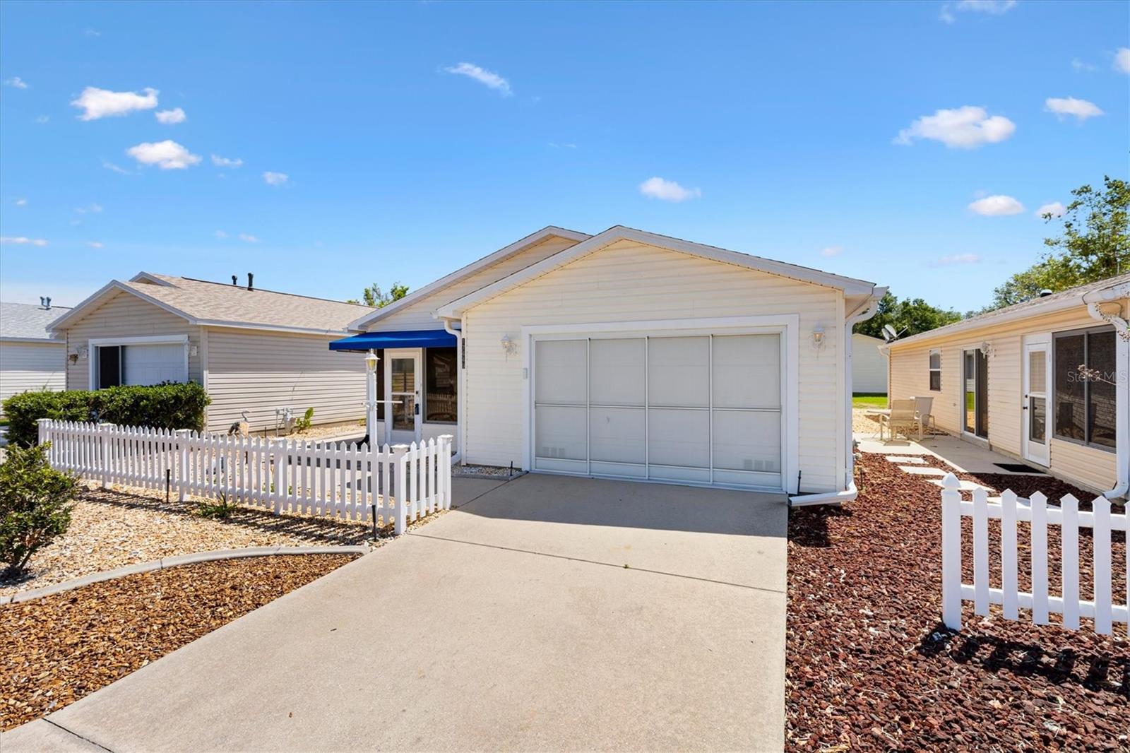 17449 SE 93 Vine Ave, The Villages, FL 32162 photo