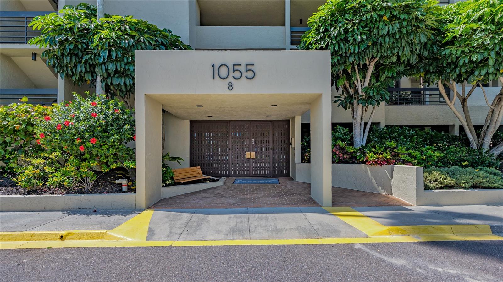 1055 Gulf Of Mexico Dr #504, Longboat Key, FL 34228 photo