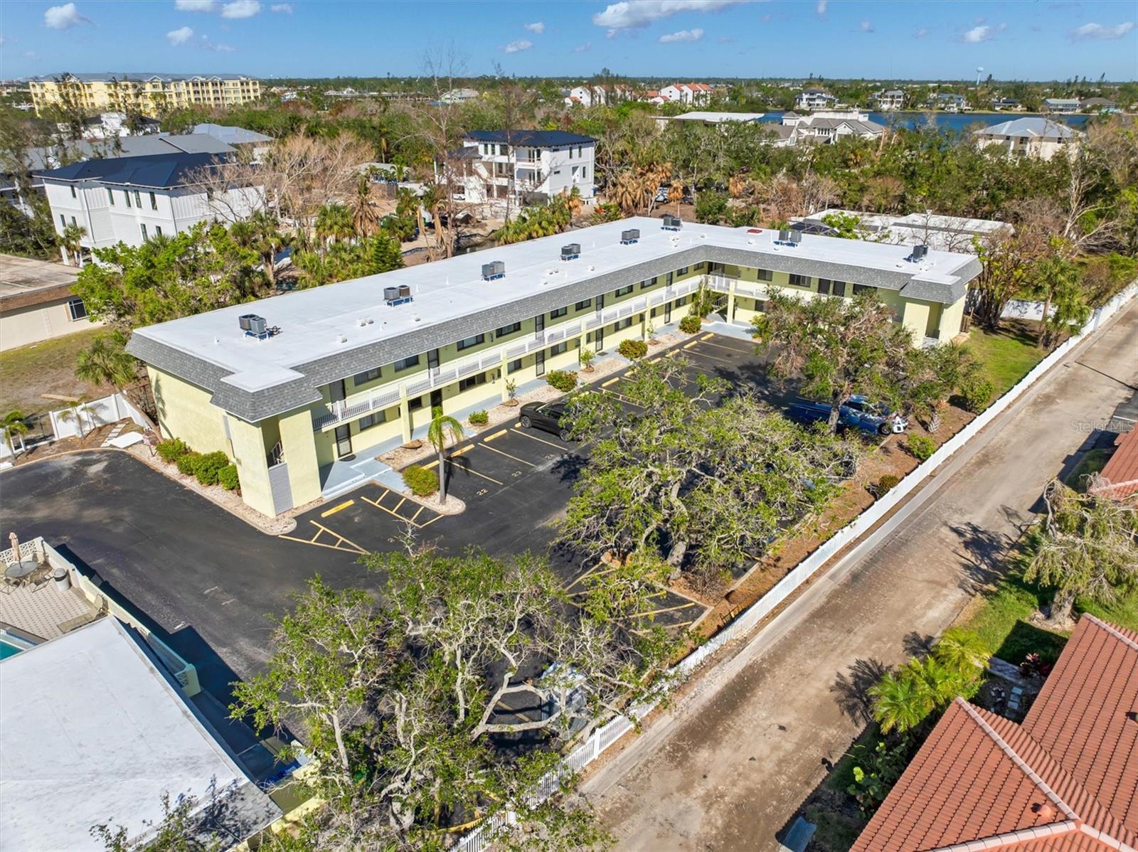 Condominium in SARASOTA FL 6703 MIDNIGHT PASS ROAD #117 30.jpg