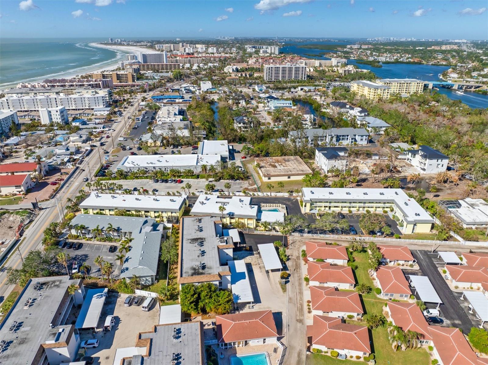 Condominium in SARASOTA FL 6703 MIDNIGHT PASS ROAD #117 33.jpg
