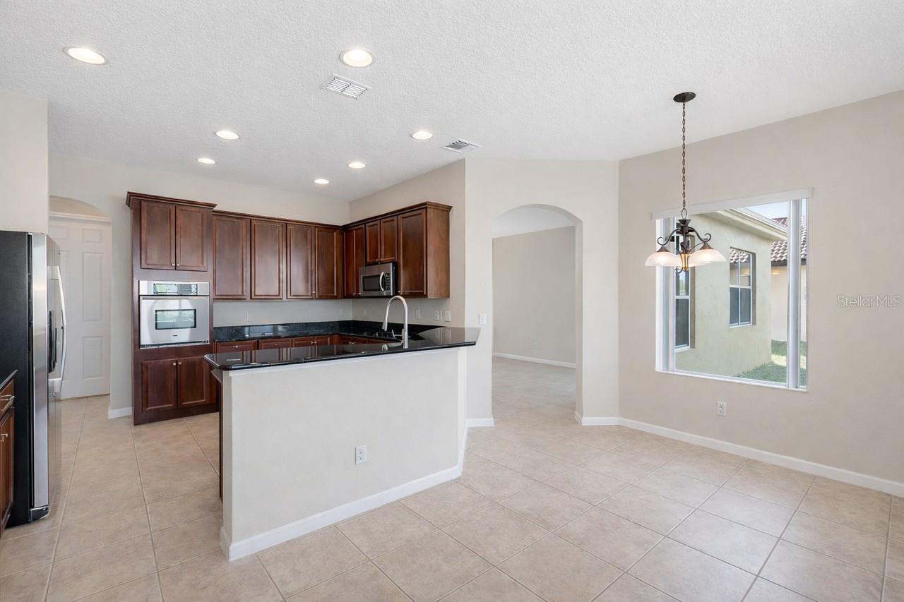 3821 Shoreview Dr, Kissimmee, FL 34744 photo