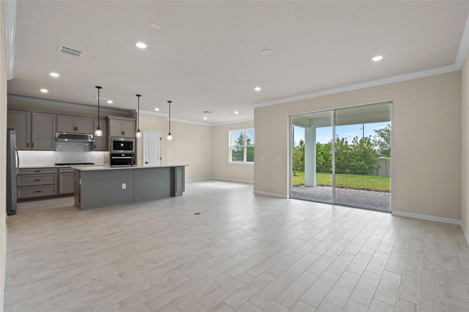 10245 Park Estates Ave, Orlando, FL 32836 photo