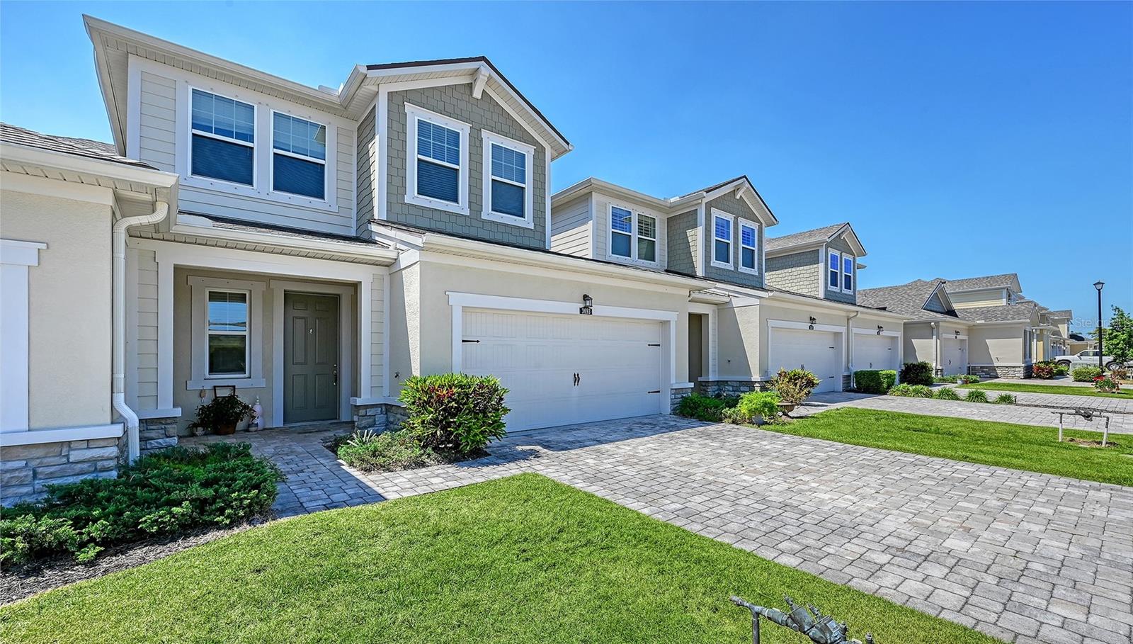 3693 Divot Ln, Sarasota, FL 34232 photo