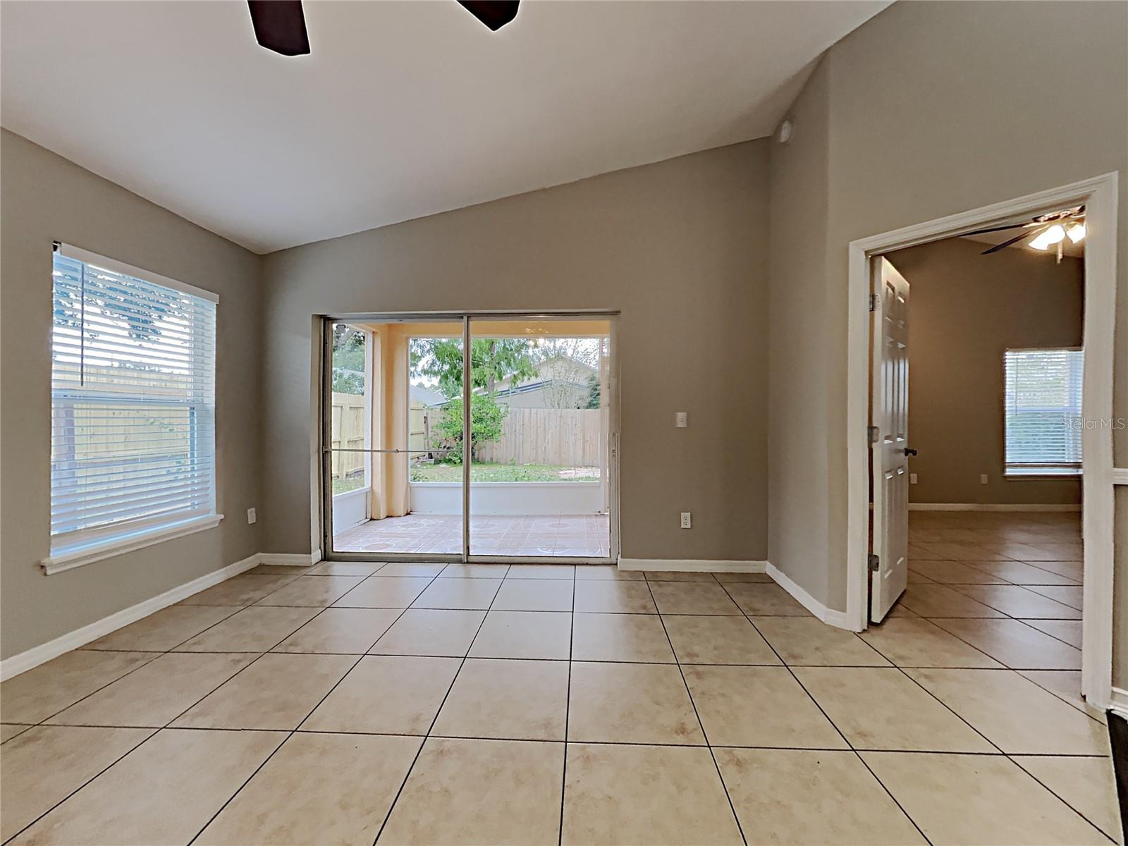 511 Wellesly St, Oviedo, FL 32765 photo