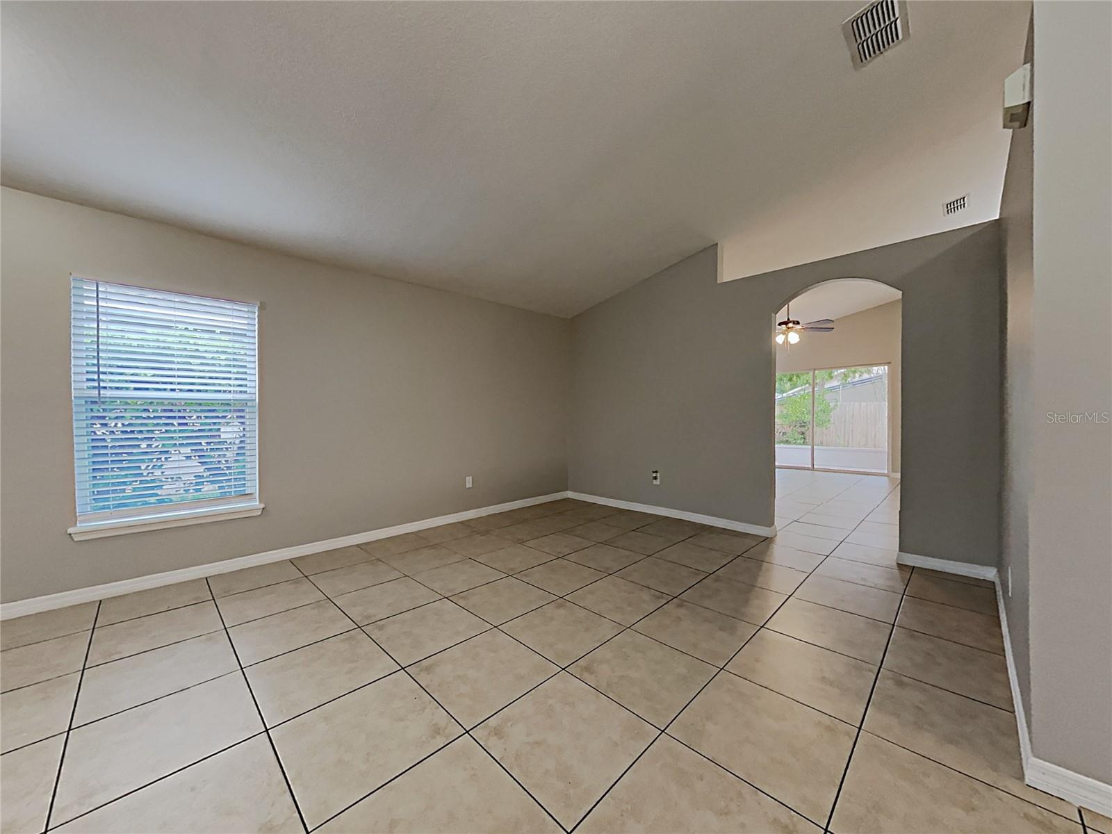 511 Wellesly St, Oviedo, FL 32765 photo