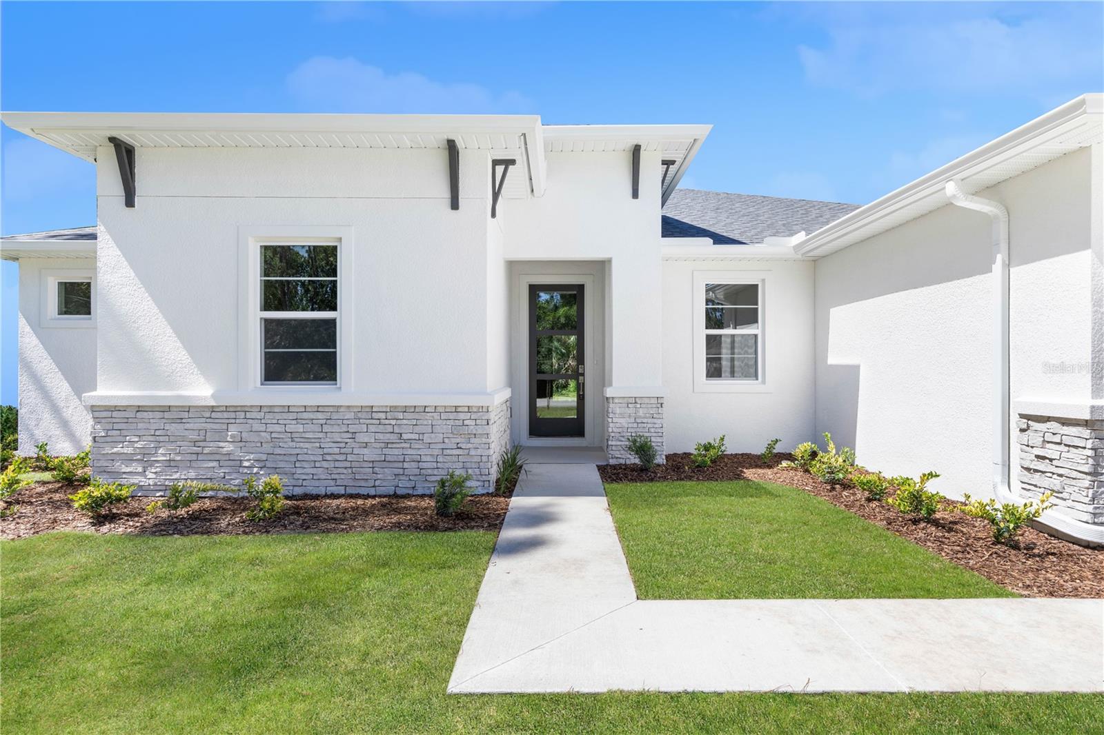 13 SW 34 Pl, Cape Coral, FL 33991 photo