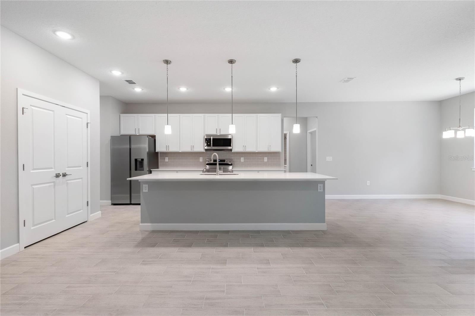 13 SW 34 Pl, Cape Coral, FL 33991 photo