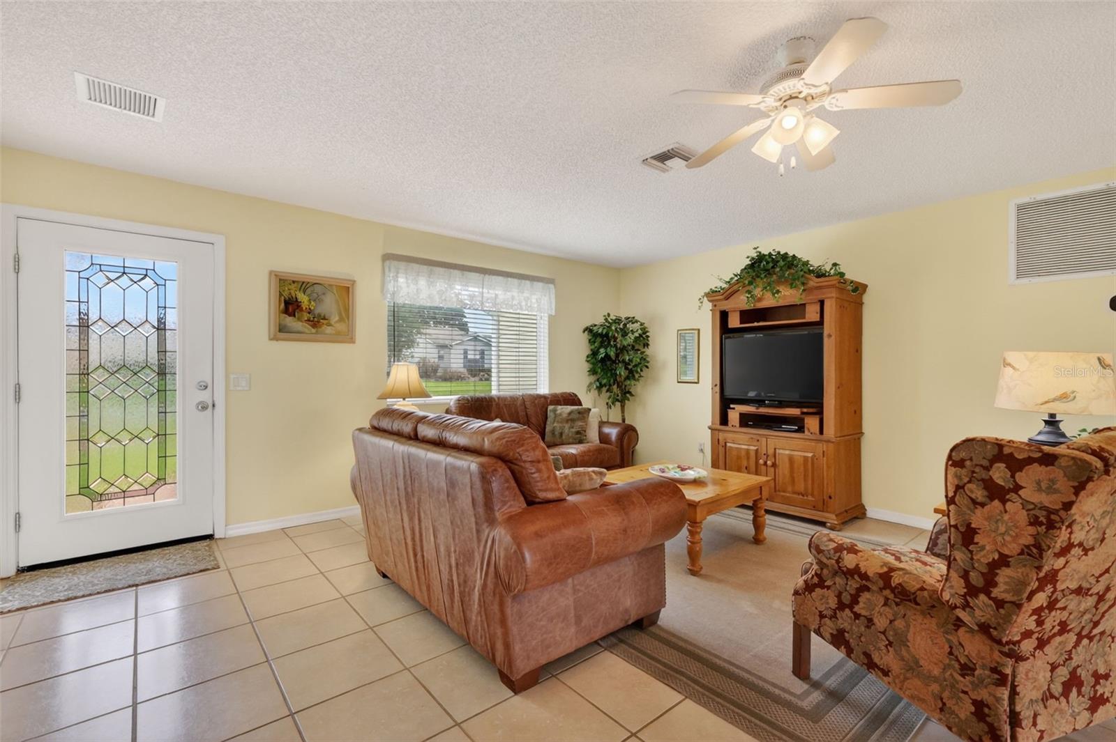 422 San Marino Dr, The Villages, FL 32159 photo