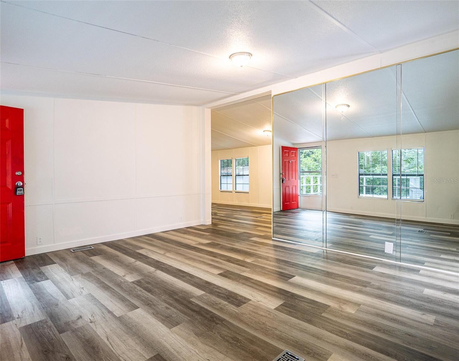 Manufactured Home in COLEMAN FL 1610 ORANGE AVENUE 4.jpg