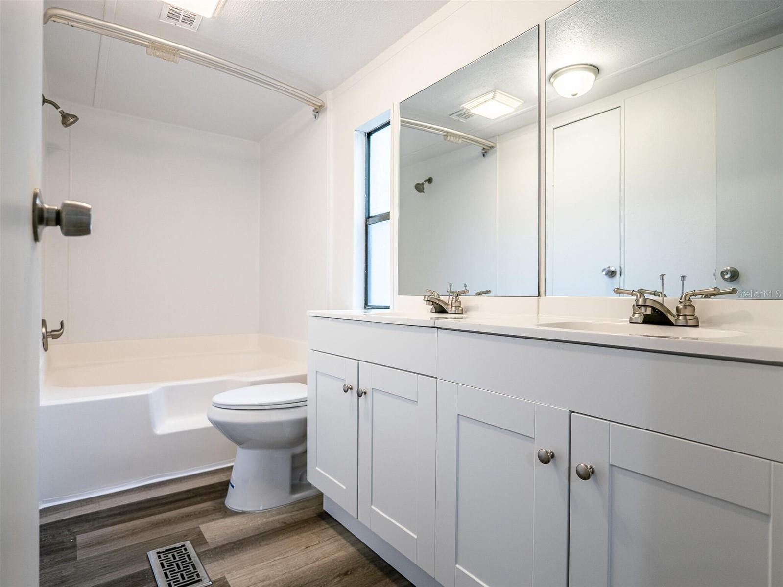 Manufactured Home in COLEMAN FL 1610 ORANGE AVENUE 20.jpg
