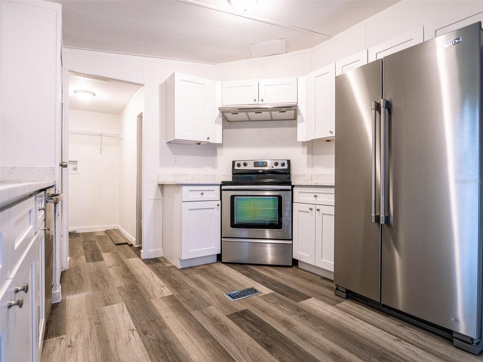 Manufactured Home in COLEMAN FL 1610 ORANGE AVENUE 9.jpg