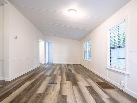 Manufactured Home in COLEMAN FL 1610 ORANGE AVENUE 11.jpg