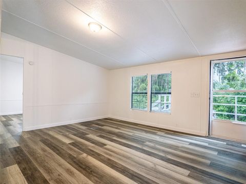 Manufactured Home in COLEMAN FL 1610 ORANGE AVENUE 5.jpg