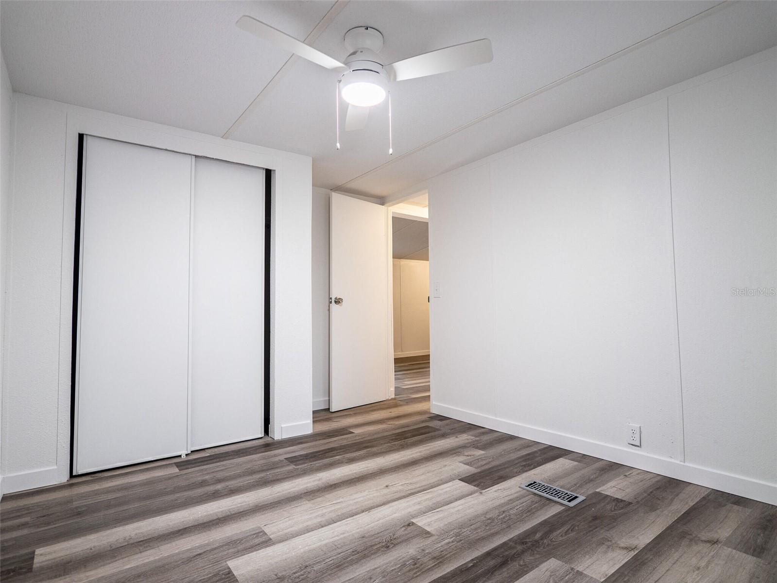 Manufactured Home in COLEMAN FL 1610 ORANGE AVENUE 26.jpg