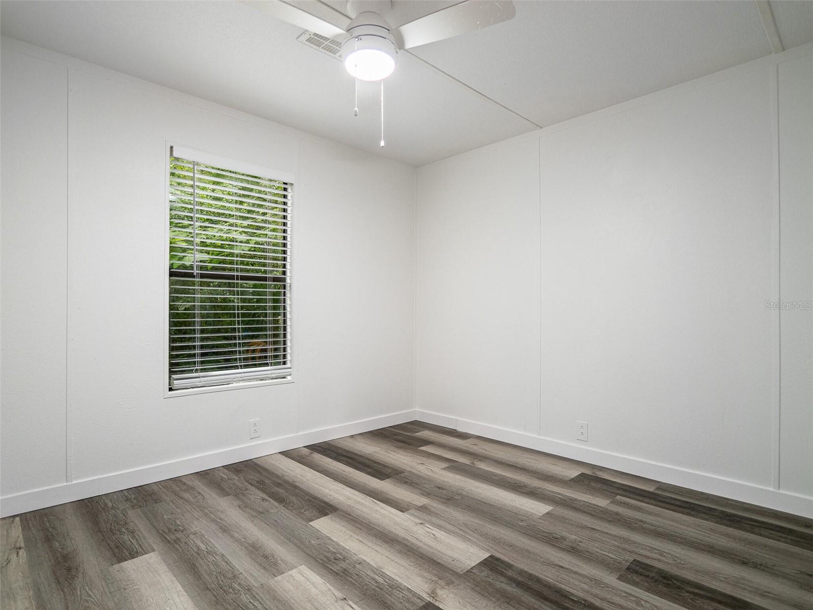 Manufactured Home in COLEMAN FL 1610 ORANGE AVENUE 23.jpg