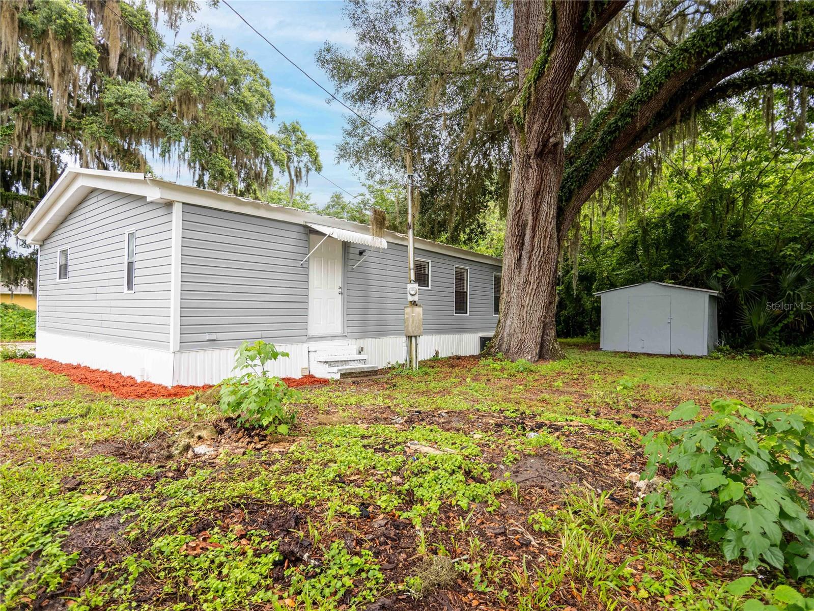 Manufactured Home in COLEMAN FL 1610 ORANGE AVENUE 40.jpg