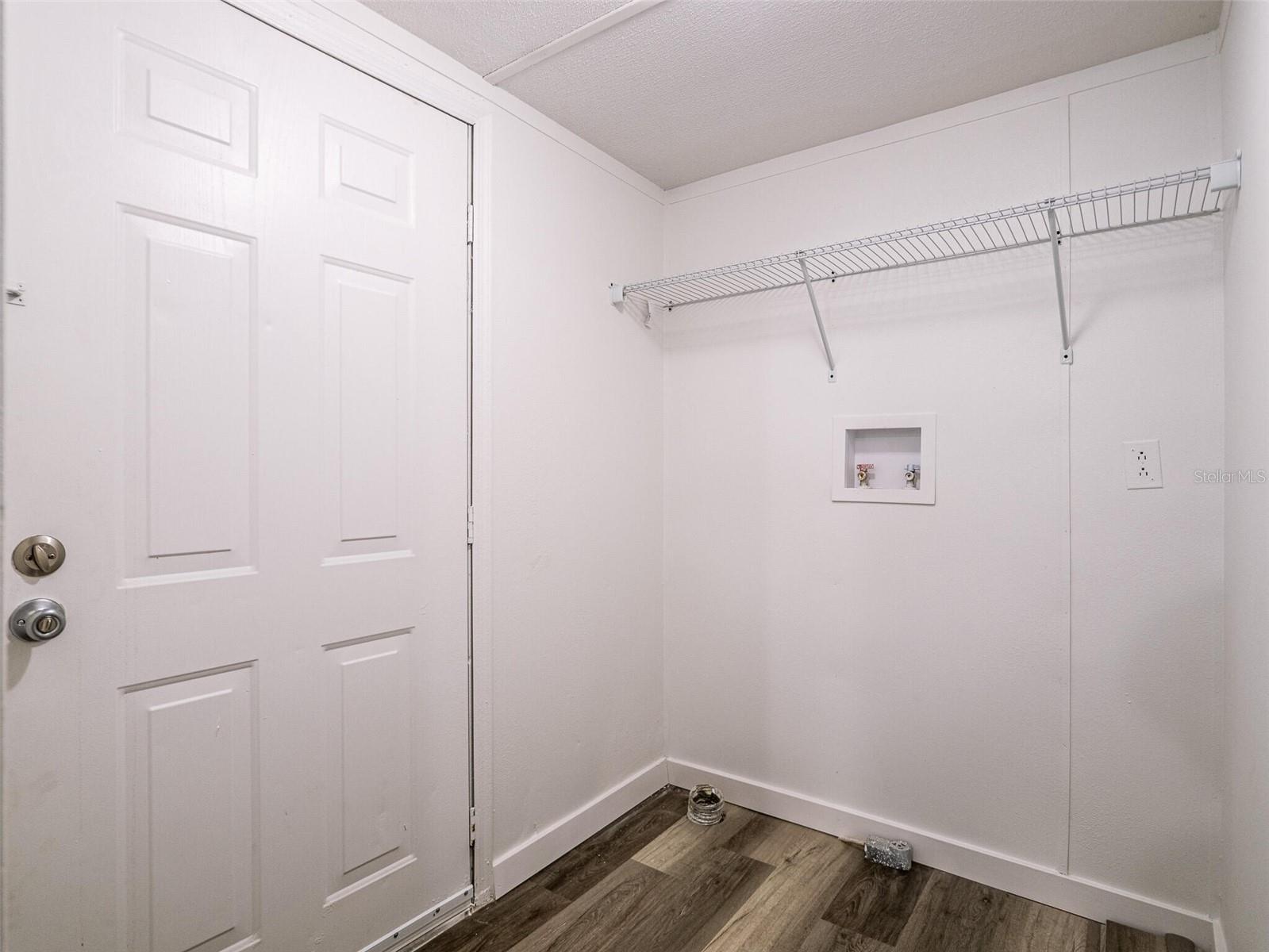Manufactured Home in COLEMAN FL 1610 ORANGE AVENUE 37.jpg