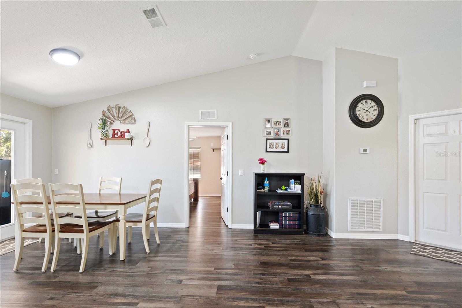 Single Family Residence in DADE CITY FL 37113 WALDO DRIVE 8.jpg