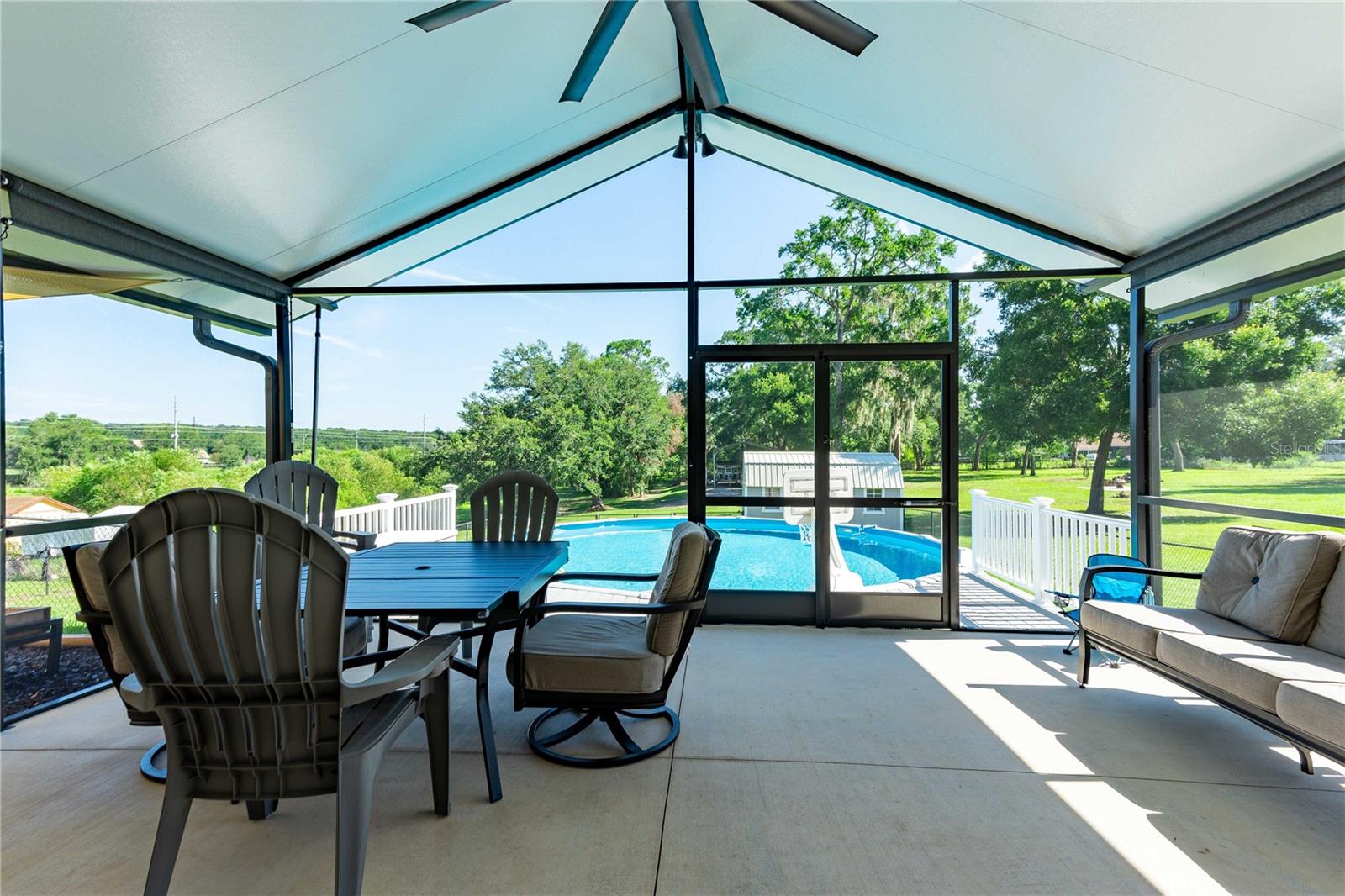 Single Family Residence in DADE CITY FL 37113 WALDO DRIVE 2.jpg