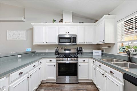 Single Family Residence in DADE CITY FL 37113 WALDO DRIVE 11.jpg