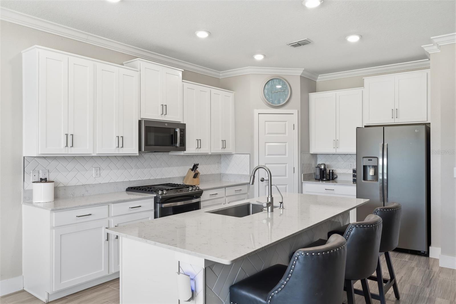 2920 Gridiron Isle, New Port Richey, FL 34655 photo