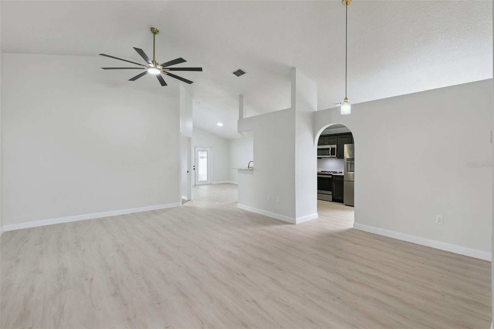 14426 Lake Price Dr, Orlando, FL 32826 photo
