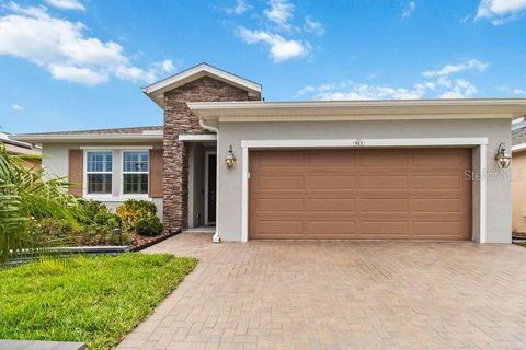 Single Family Residence in GROVELAND FL 911 TIDAL POND DRIVE.jpg